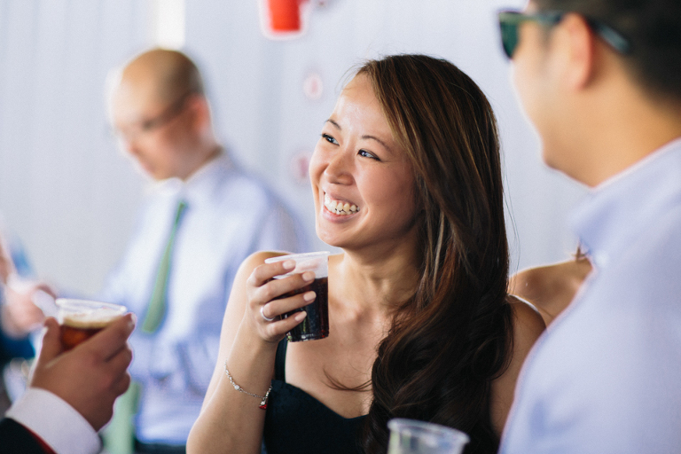 Candid guest natural moment photo wedding day